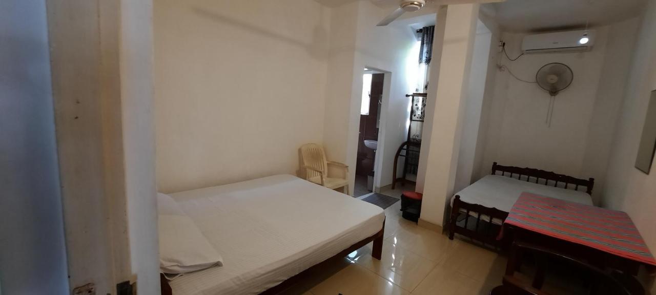 Polhena Coral Reef Resort Matara Rom bilde